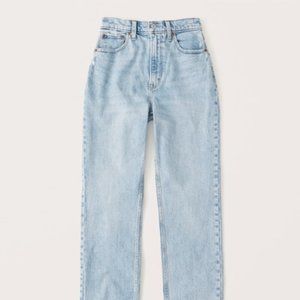Curve Love 90s Ultra High Rise Straight Jeans - Light Wash 29